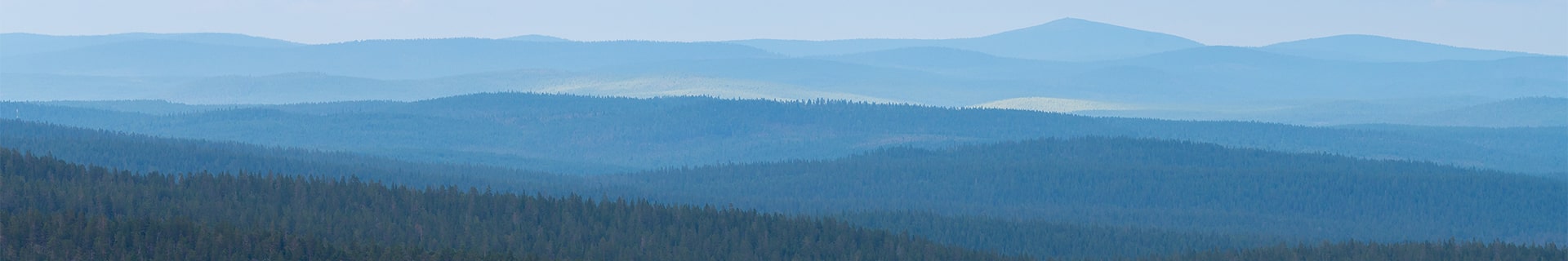 Saariselällä riittää ulkoaktiviteetteja laskettelusta luisteluun talvisin.
